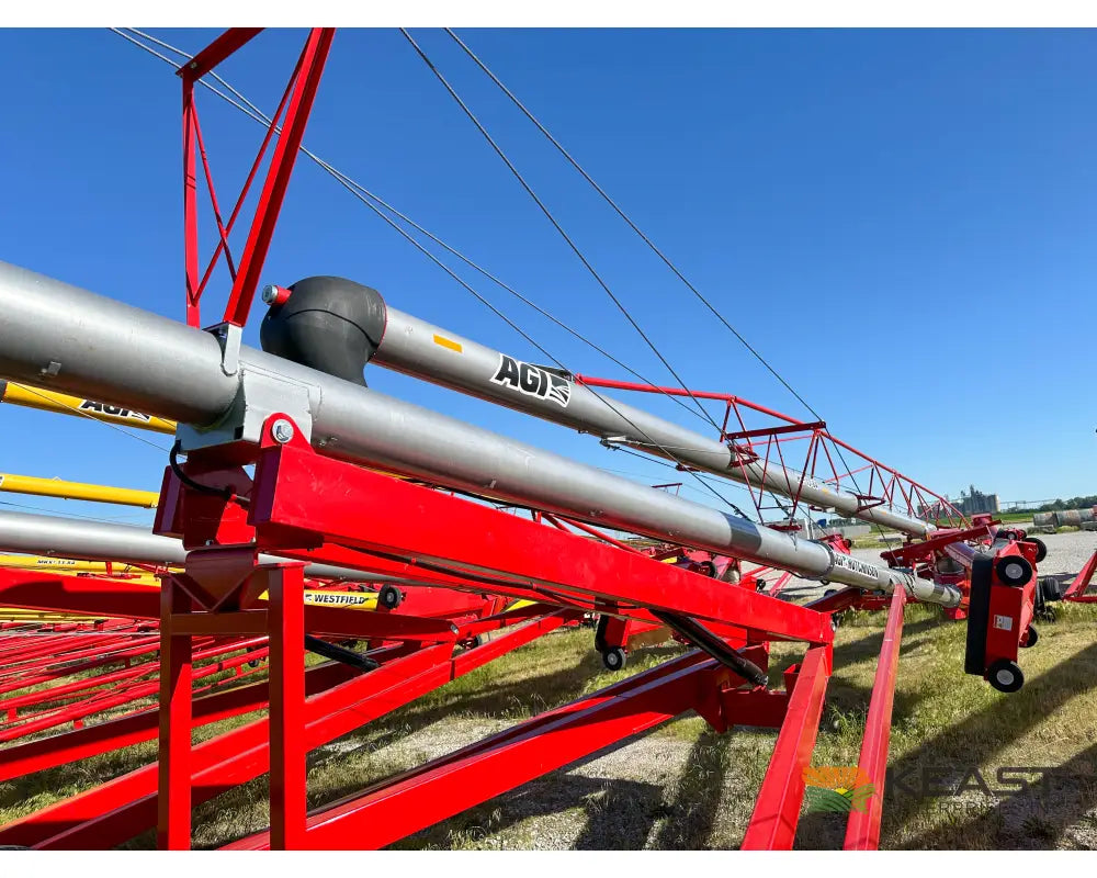 Hutchinson HX 10-83 Auger 10’’ x 83’ Swingaway Hopper Augers