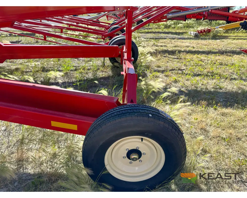Hutchinson HX 13 84 Auger 13’’ x 84’ Swingaway Scissor Lift Augers