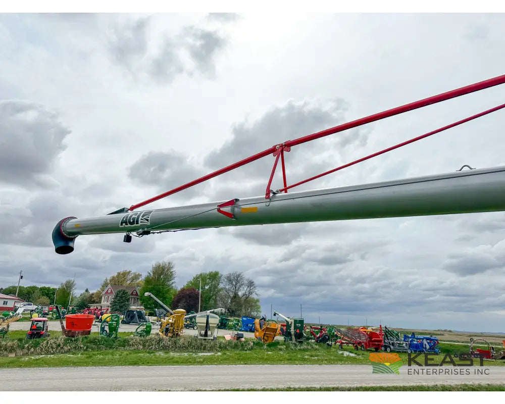 Hutchinson HX 13 94 Auger 13’’ x 94’ Electric Swingaway Scissor Lift Augers