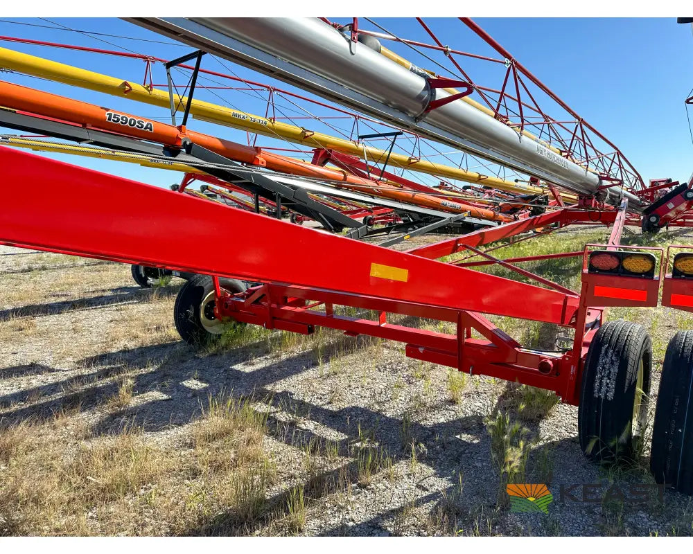 Hutchinson HX 13-114 Auger 13’’ x 114’ Swingaway Hopper Scissor Lift Augers