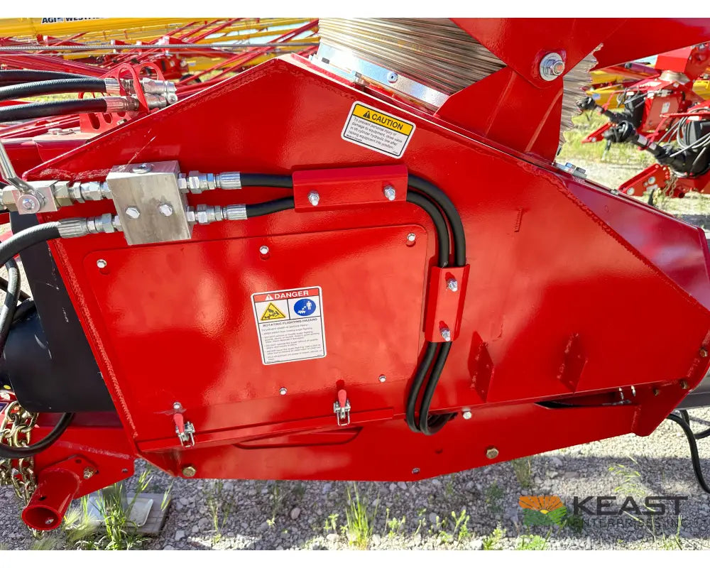 Hutchinson HX 13-114 Auger 13’’ x 114’ Swingaway Hopper Scissor Lift Augers