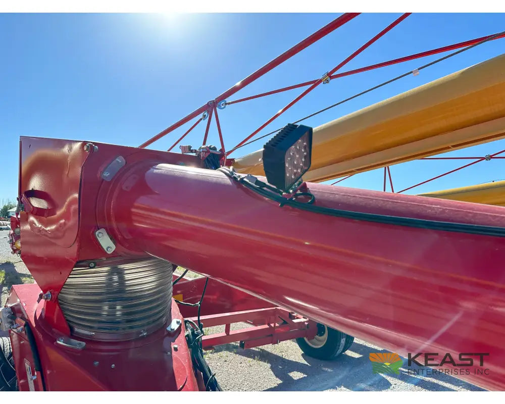Hutchinson HX 13-114 Auger 13’’ x 114’ Swingaway Hopper Scissor Lift Augers