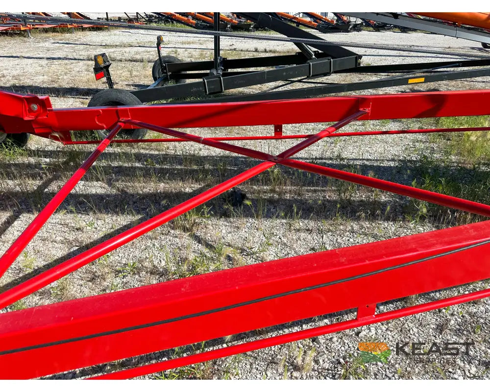 Hutchinson HX 13-114 Auger 13’’ x 114’ Swingaway Hopper Scissor Lift Augers