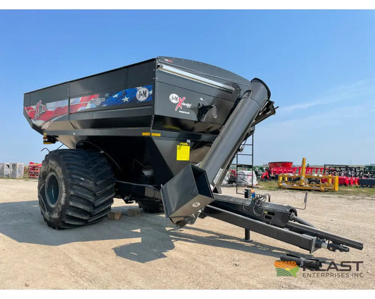 J&M 1112 Grain Cart - 1,150 Bushel Capacity Roll Tarp 20’’ Discharge Scales Grain Carts