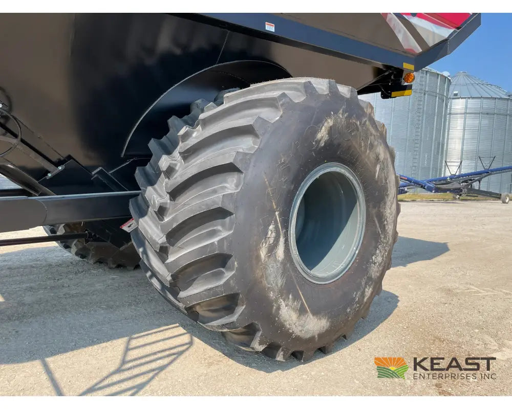 J&M 1112 Grain Cart - 1,150 Bushel Capacity Roll Tarp 20’’ Discharge Scales Grain Carts