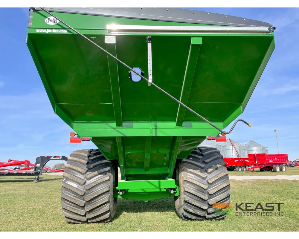 J&M 1312 Grain Cart 1,325 Bushel Capacity Roll Tarp 20’’ Discharge Scales Grain Carts