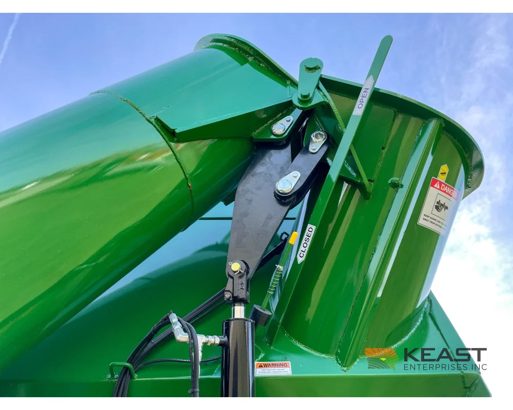 J&M 1312 Grain Cart 1,325 Bushel Capacity Roll Tarp 20’’ Discharge Scales Grain Carts