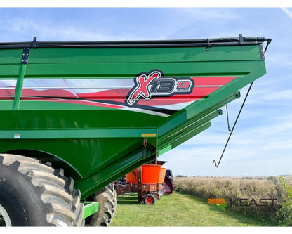 J&M 1312 Grain Cart 1,325 Bushel Capacity Roll Tarp 20’’ Discharge Scales Grain Carts