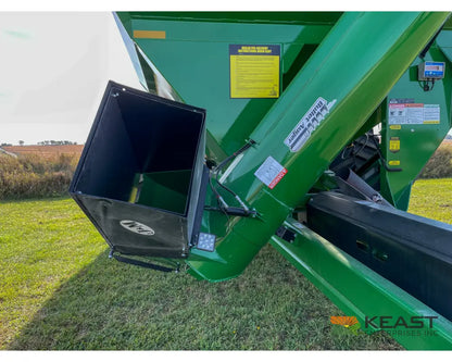 J&M 1312 Grain Cart 1,325 Bushel Capacity Roll Tarp 20’’ Discharge Scales Grain Carts