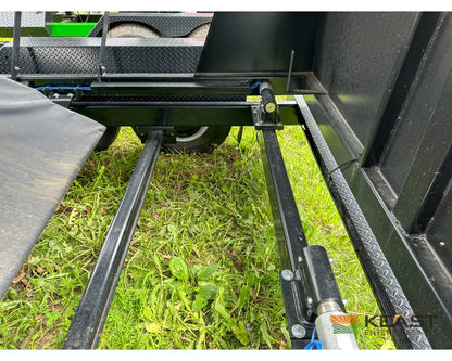 J&M LC290 Bulk Seed Tender 290 Cu Ft Capacity Intercomp Scales Seed Tenders