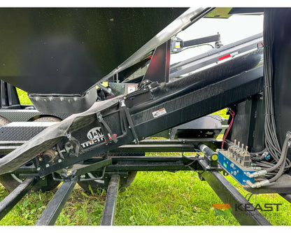 J&M LC290 Bulk Seed Tender 290 Cu Ft Capacity Intercomp Scales Seed Tenders