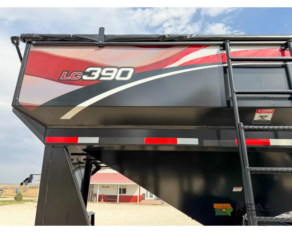 J&M LC390 Bulk Seed Tender 390 Cu Ft Capacity Intercomp Scales Seed Tenders