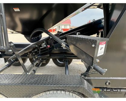 J&M LC390 Bulk Seed Tender 390 Cu Ft Capacity Intercomp Scales Seed Tenders