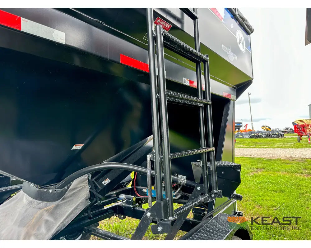 J&M LC390 Bulk Seed Tender - 390 Cu Ft Capacity Intercomp Scales Talc Kit Seed Tenders