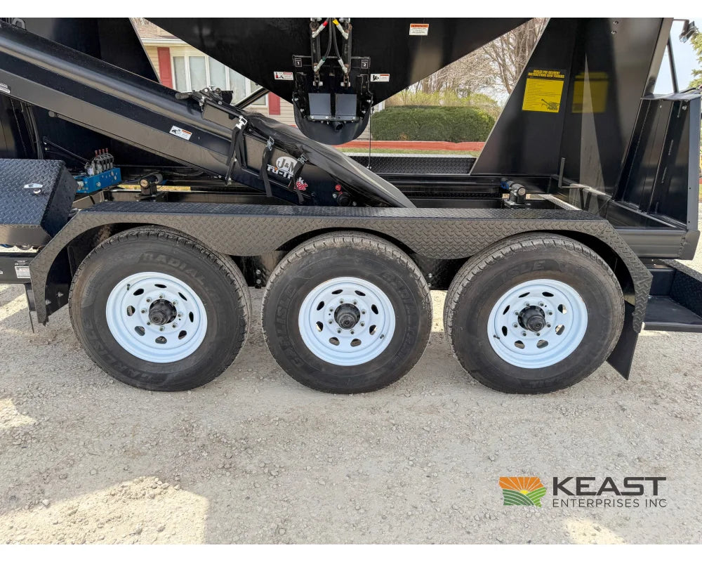 J&M LC390 Bulk Seed Tender 390 Cu Ft Capacity Intercomp Scales Seed Tenders