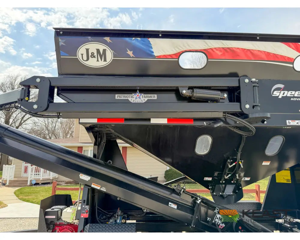 J&M LC390 Bulk Seed Tender 390 Cu Ft Capacity Intercomp Scales Seed Tenders