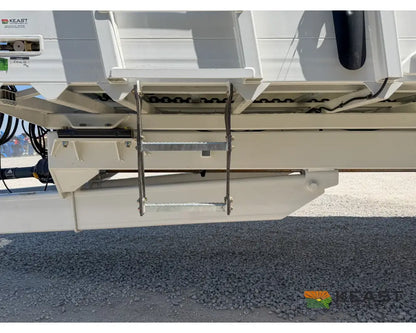 JBS VMWB 3048 Wide Body Manure Spreader 1100 Cu Ft Heaped Capacity Vertical Beaters - Manure Spreaders