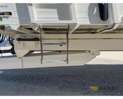 JBS VMWB 3048 Wide Body Manure Spreader 1100 Cu Ft Heaped Capacity Vertical Beaters - Manure Spreaders