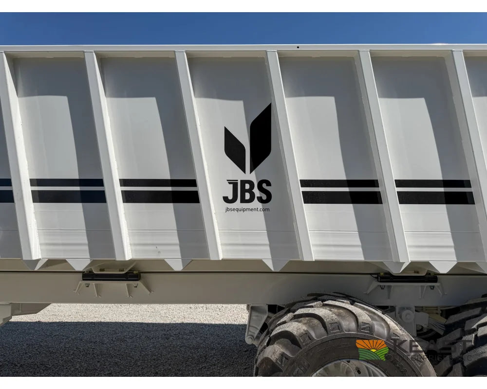 JBS VMWB 3048 Wide Body Manure Spreader 1100 Cu Ft Heaped Capacity Vertical Beaters - Manure Spreaders
