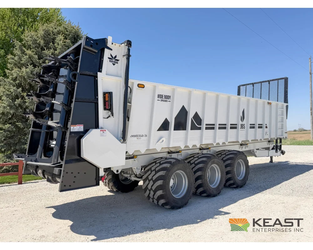 JBS VMWB 3048 Wide Body Manure Spreader 1100 Cu Ft Heaped Capacity Vertical Beaters - Manure Spreaders