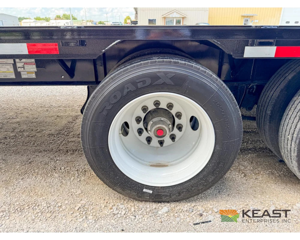 Jet 36’ Drop Deck Trailer 21’ Lower Deck Closed Tandem Axle 5’ Beavertail - Drop Deck Trailers