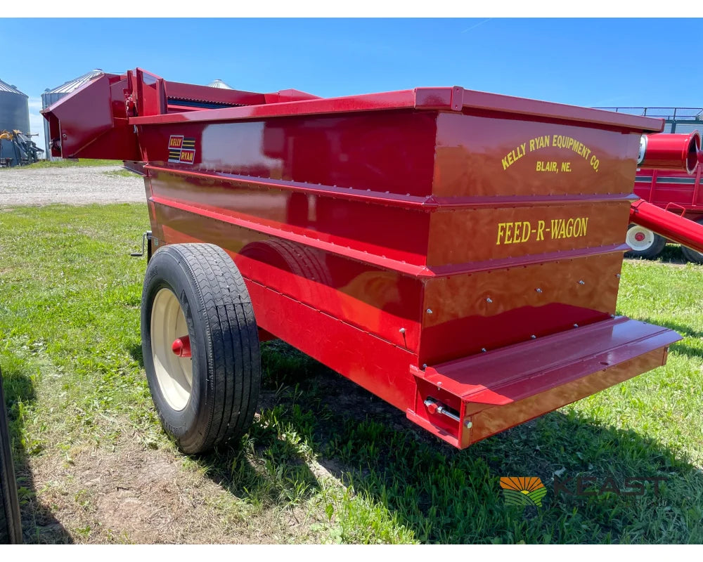 Kelly Ryan 4x10 Feed Wagon - 115 Bushel Capacity 48’’ Discharge Height Fuel Trailers