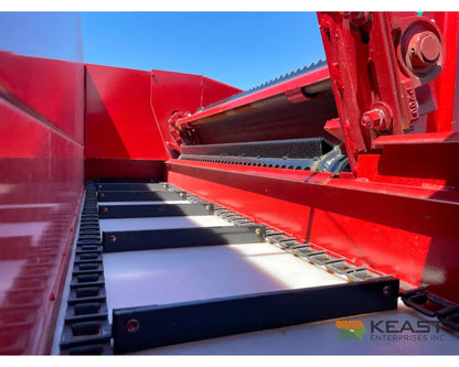 Kelly Ryan 4x10 Feed Wagon - 115 Bushel Capacity 48’’ Discharge Height Fuel Trailers
