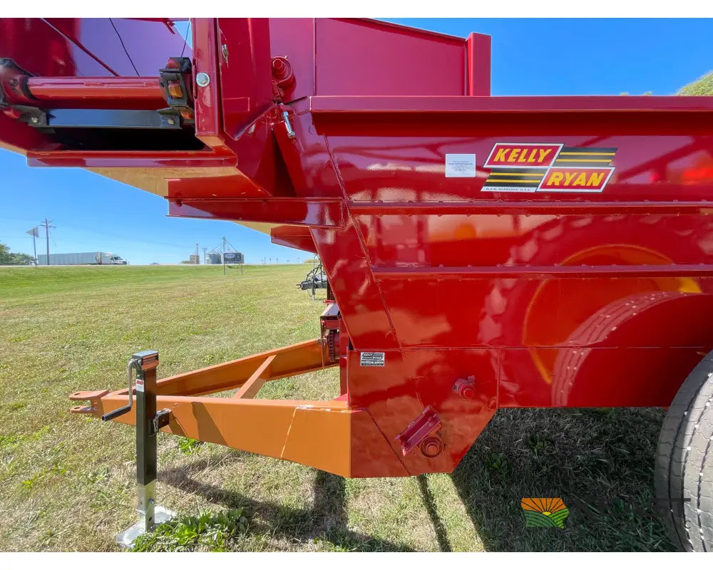 Kelly Ryan 4x10 Feed Wagon Scales 115 Bushel Capacity 48’’ Discharge Height Feed Wagons