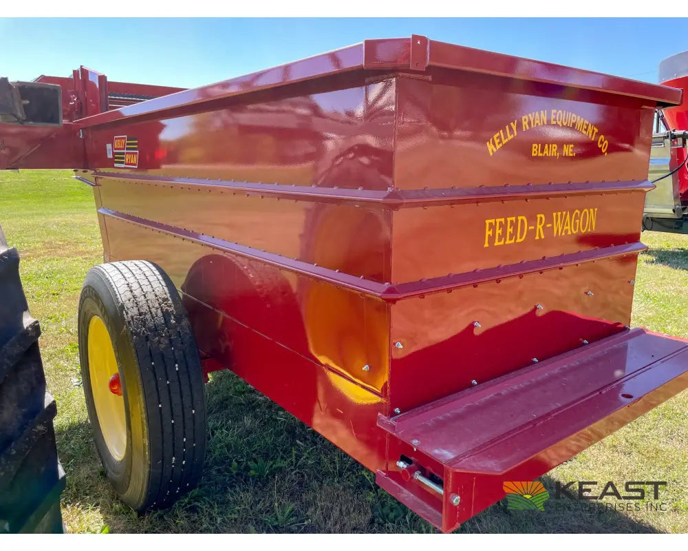Kelly Ryan 4x10 Feed Wagon Scales 115 Bushel Capacity 48’’ Discharge Height Feed Wagons