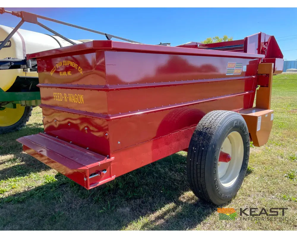 Kelly Ryan 4x10 Feed Wagon Scales 115 Bushel Capacity 48’’ Discharge Height Feed Wagons