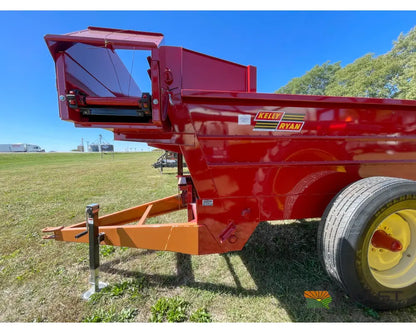 Kelly Ryan 4x10 Feed Wagon Scales 115 Bushel Capacity 48’’ Discharge Height Feed Wagons