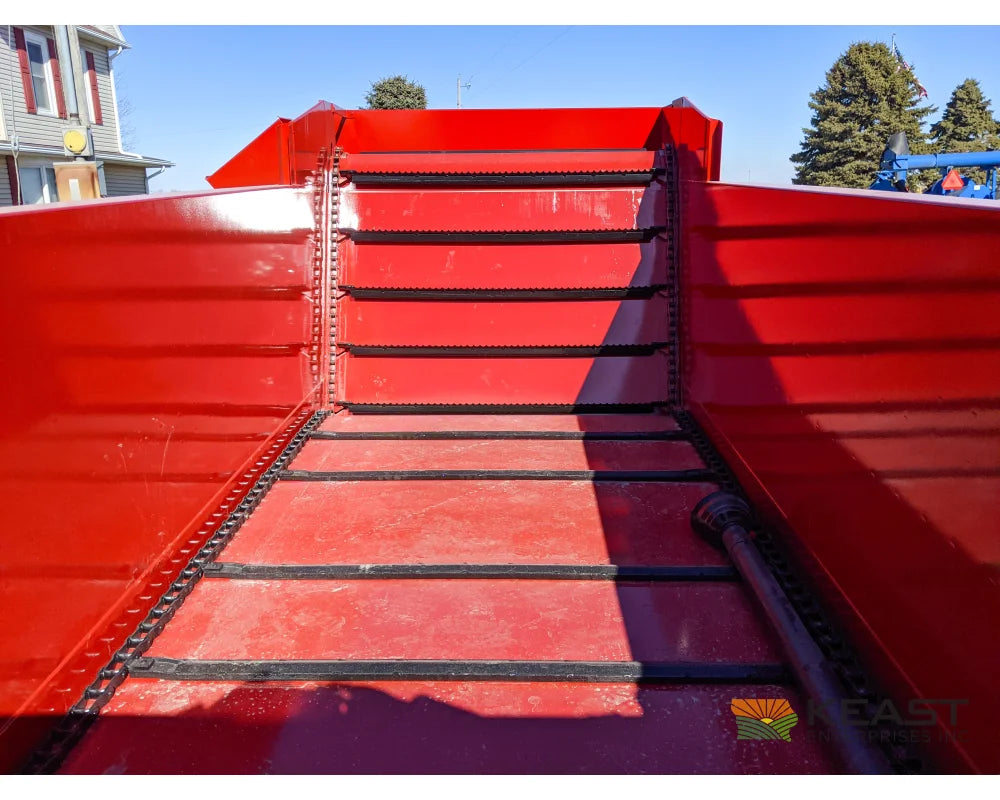 Kelly Ryan 5x12 Feed Wagon 190 Bushel Capacity 48’’ Discharge Height Leaf Springs Fuel Trailers