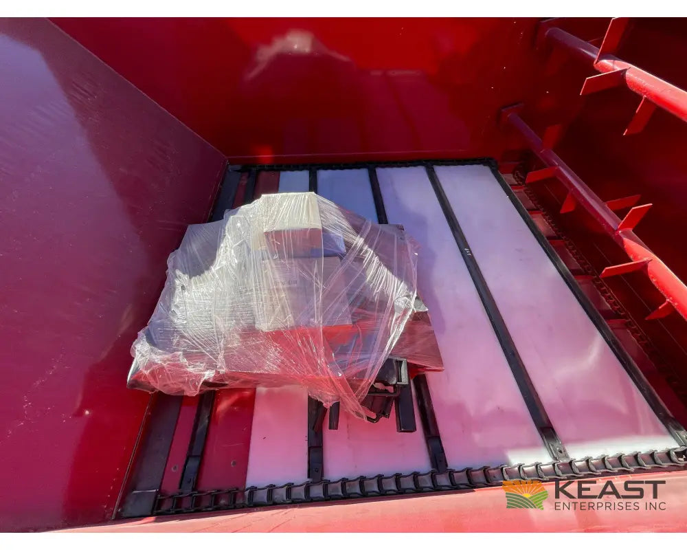 Kelly Ryan 6x8 Truck Mount Feed-R-Wagon - 131 Cu Ft Capacity Hydraulic Drive Feed Wagons
