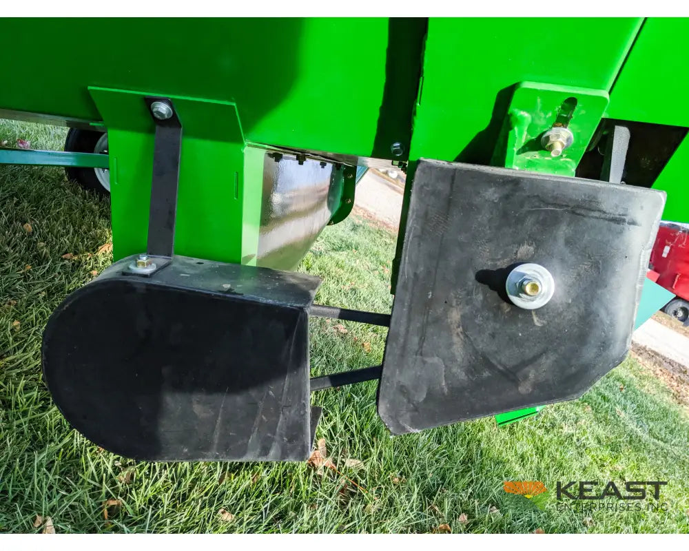 Kwik Kleen 772 Grain Cleaner - Up to 2,500 BPH Capacity Hydraulic Drive Grain Cleaner
