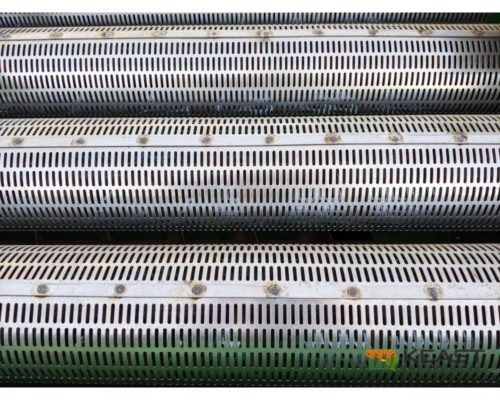 Kwik Kleen 772 Grain Cleaner - Up to 2,500 BPH Capacity Hydraulic Drive Grain Cleaner
