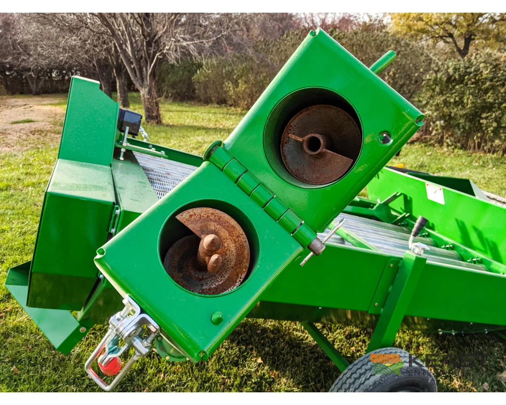 Kwik Kleen 772 Grain Cleaner - Up to 2,500 BPH Capacity Hydraulic Drive Grain Cleaner