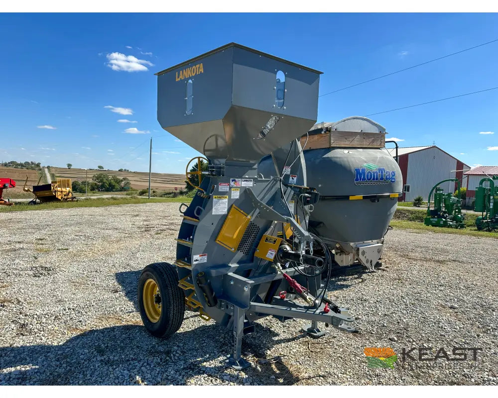 Lankota Corn Cracker Hammer Mill Trailered Up to 2,600 BPH Capacity Hydraulic Chute Control Hammer Mill