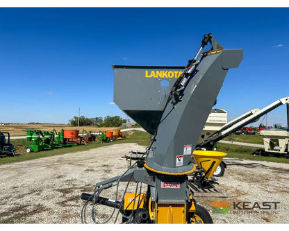 Lankota Corn Cracker Hammer Mill Trailered Up to 2,600 BPH Capacity Hydraulic Chute Control Hammer Mill