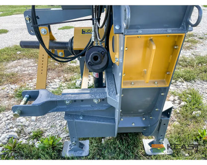 Lankota Corn Cracker Hammer Mill - Up to 2,600 BPH Capacity Hydraulic Chute Control Hammer Mill