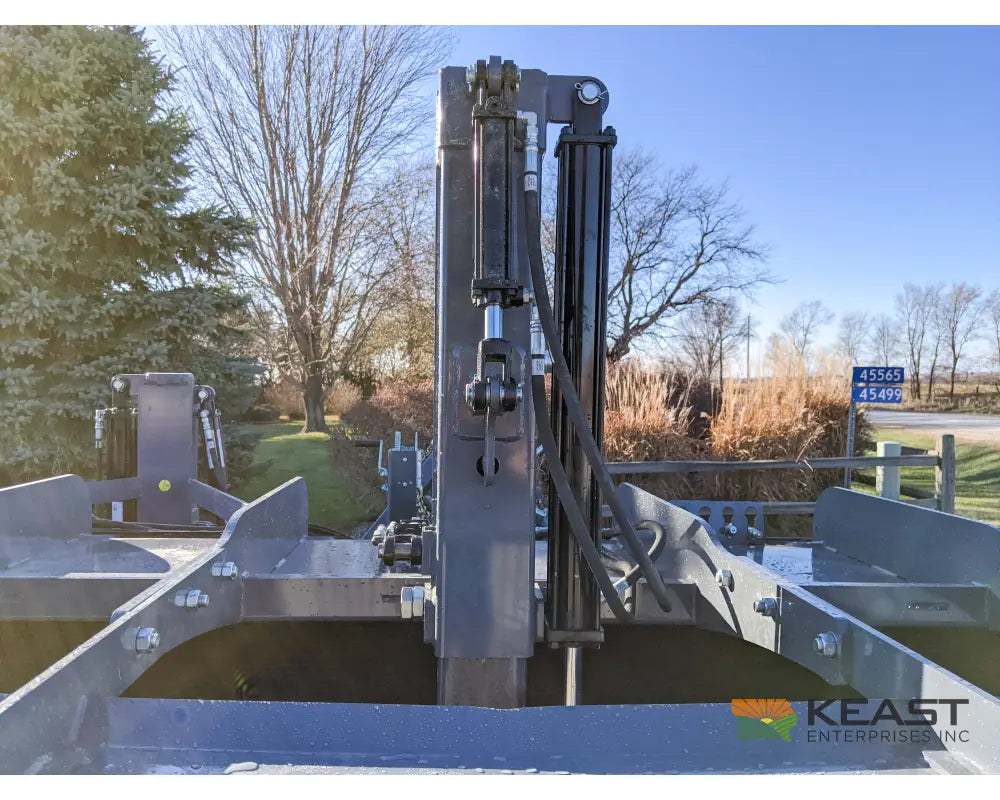 Loftness 240 20’ Windrower Shredder - End Transport Kit Windrower Shredders