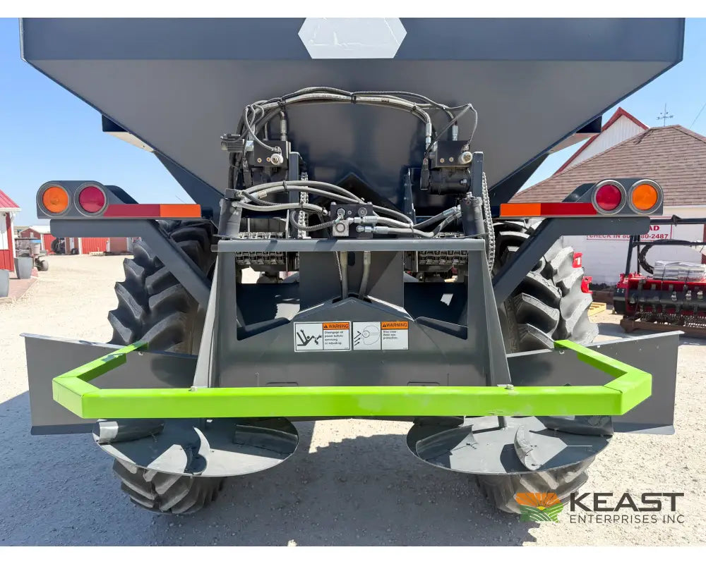 Loftness F1210 Fertilizer Spreader 12-Ton Capacity Raven ISO Variable Rate Ready - Fertilizer Spreaders