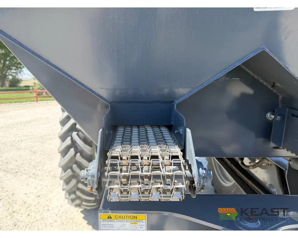 Loftness F1210 Fertilizer Spreader 12-Ton Capacity Raven ISO Variable Rate Ready - Fertilizer Spreaders