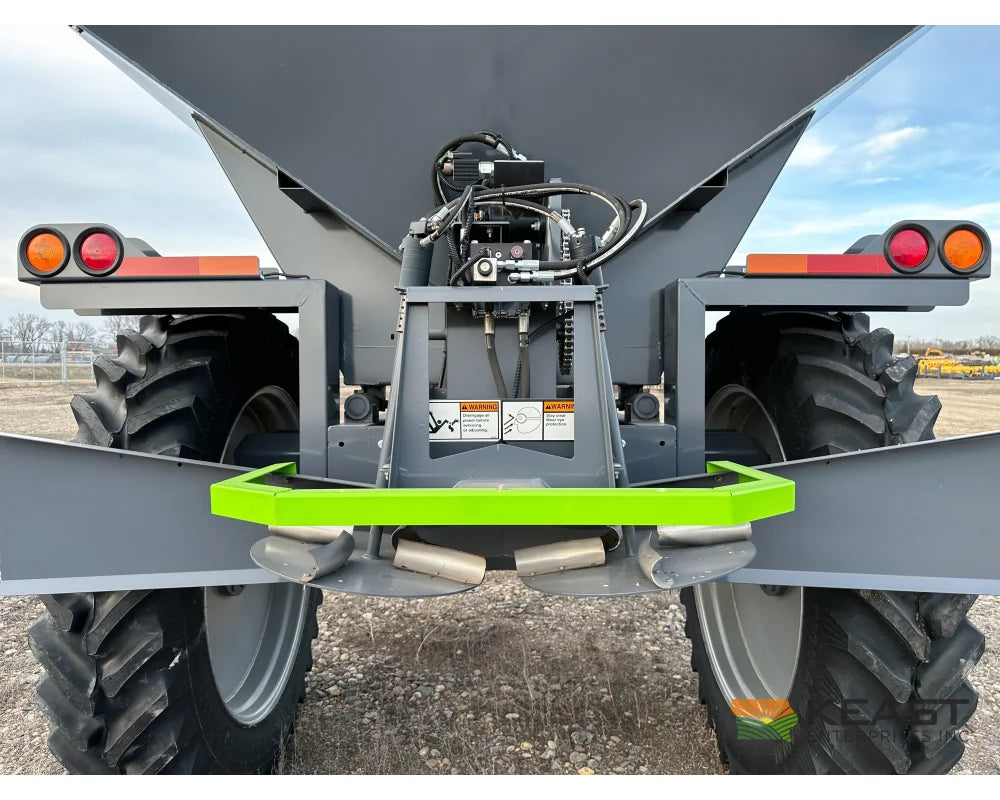 Loftness F810 Fertilizer Spreader - 8-Ton Capacity Rate Control Module Scales Fertilizer Spreaders