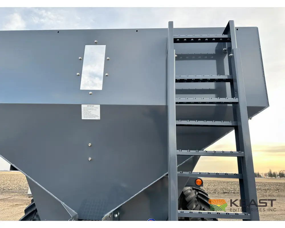 Loftness F810 Fertilizer Spreader - 8-Ton Capacity Rate Control Module Scales Fertilizer Spreaders