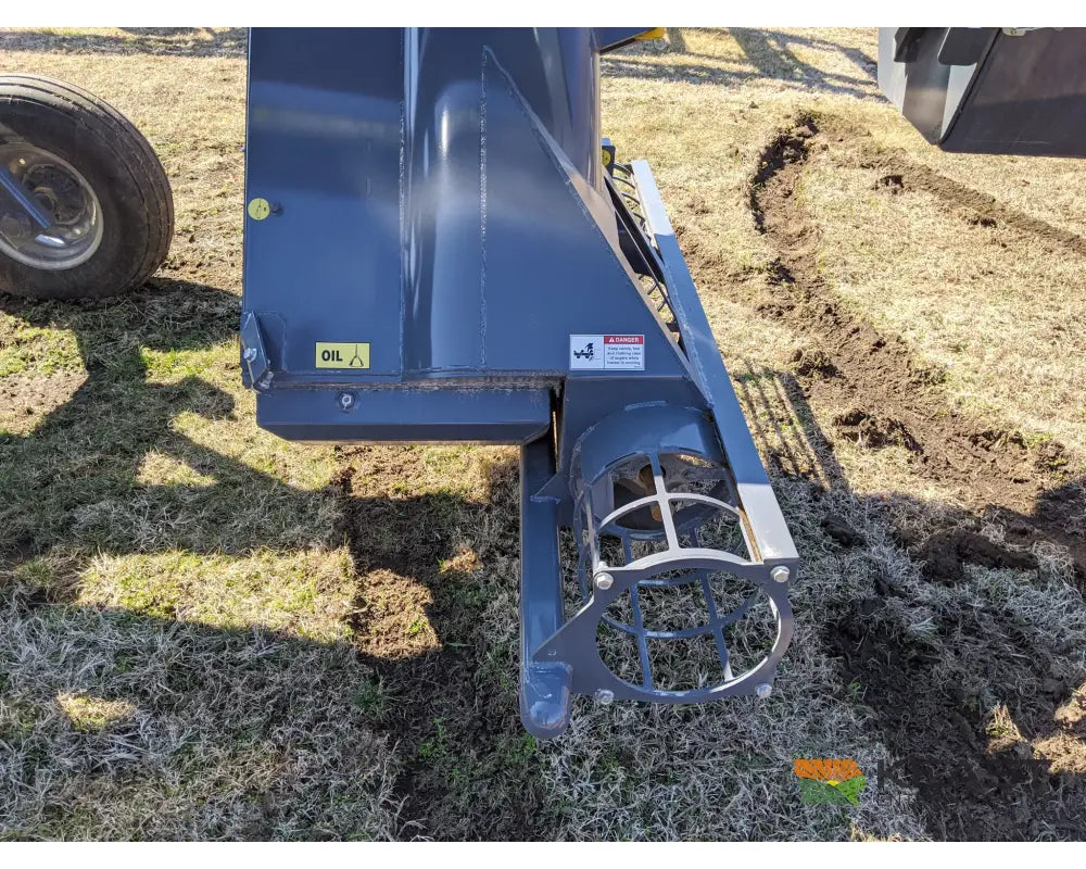 Loftness GBU10 Grain Bag Unloader Up to 8,500 BPH 9’ & 10’ Bags Grain Bag Unloaders