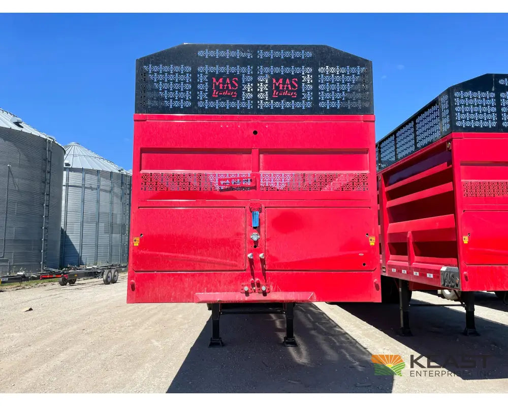 MAS Trailers 38’ Chainfloor Forage Trailer Air Ride Heavy Duty Floor Chain Forage Trailers