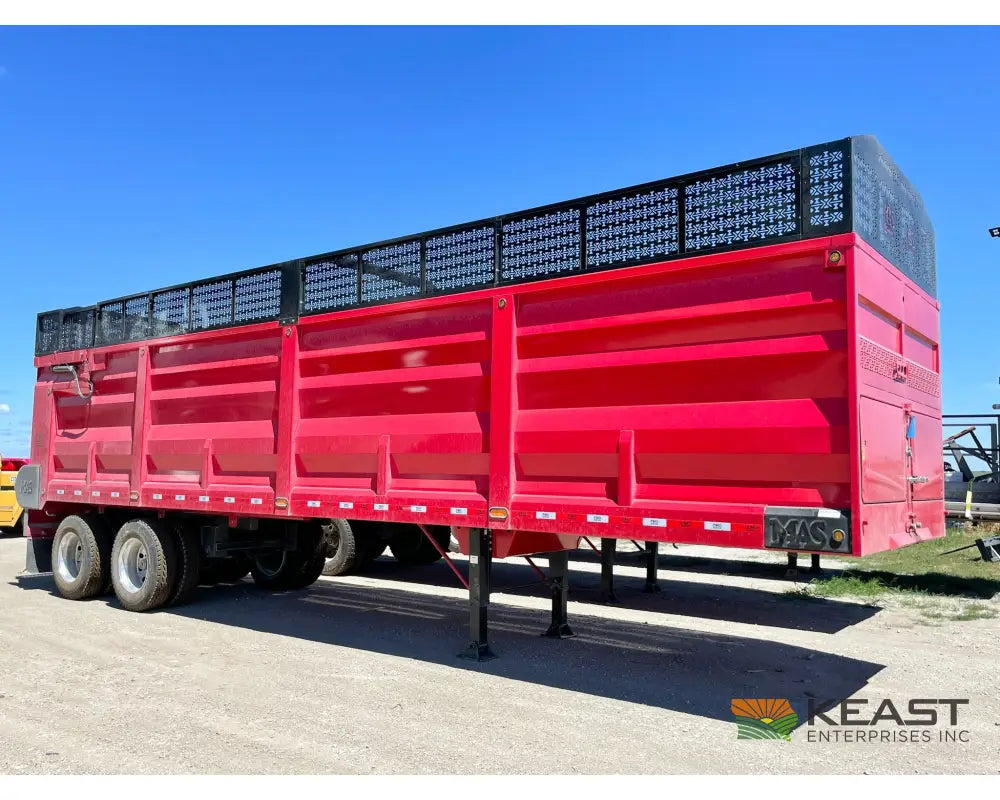 MAS Trailers 38’ Chainfloor Forage Trailer Air Ride Heavy Duty Floor Chain Forage Trailers