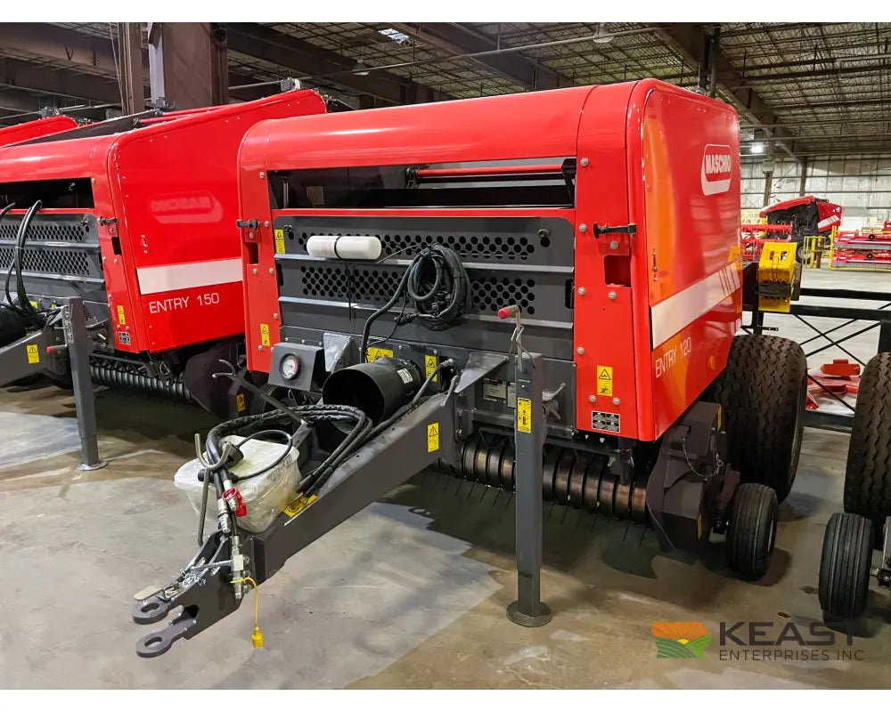 Maschio Entry 120 Round Baler - Fixed Chamber 72’’ Wide Pickup 4’x4’ Bales Round Balers