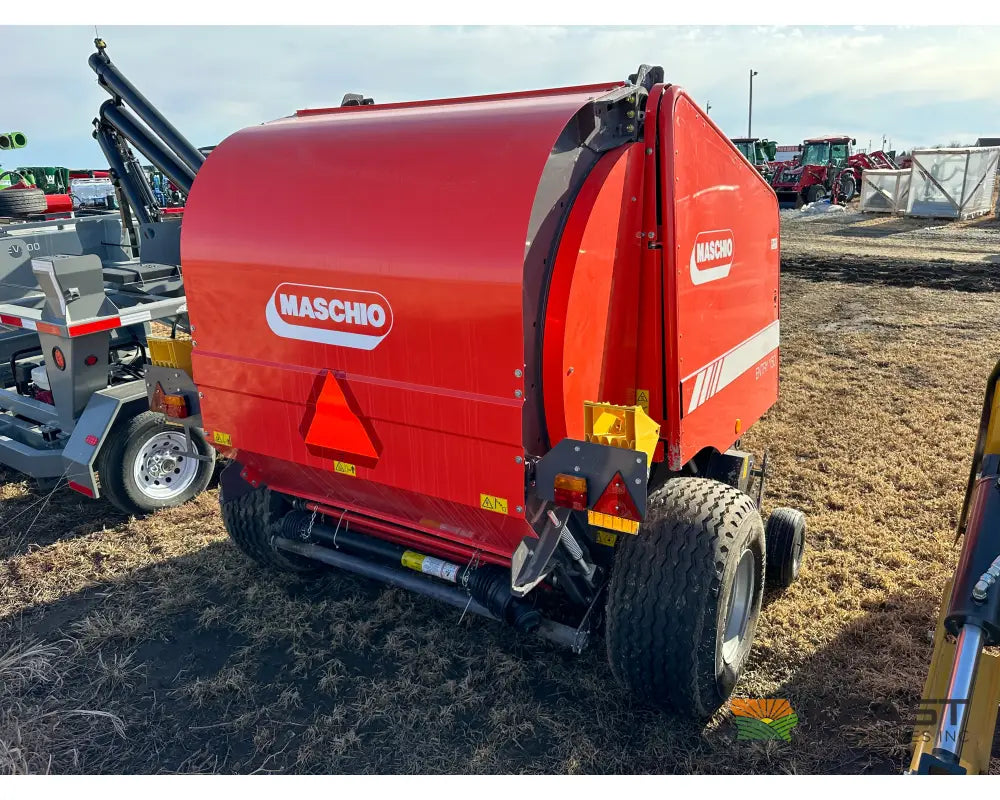 Maschio Entry 150 Round Baler - Fixed Chamber 72’’ Wide Pickup Automatic Oiler Round Balers