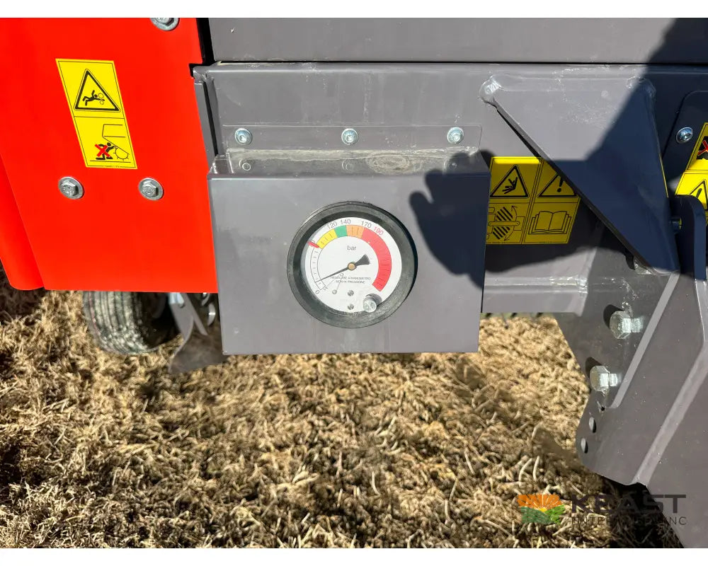 Maschio Entry 150 Round Baler - Fixed Chamber 72’’ Wide Pickup Automatic Oiler Round Balers